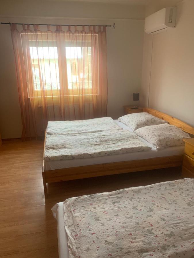 Gabor Aron Apartment Hajdúszoboszló Exterior foto